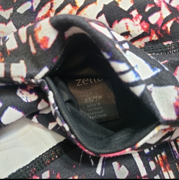 Zella Multicolored Cropped Active Leggings Size XS - Picture 7 of 9